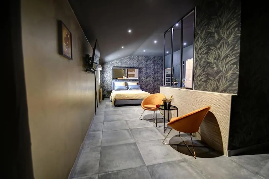 Apartamento Suite Romantique Avec Ambiance Cocooning Saint-Genet-Lerpt
